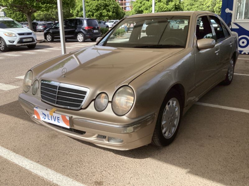 Mercedes-Benz E-Klasse E 270 CDI Elegance 2001 – снимка 1