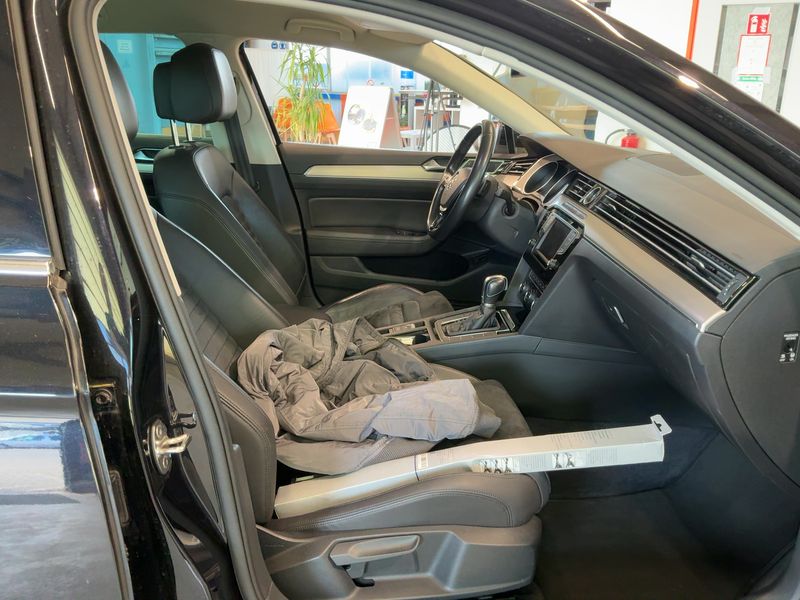 Volkswagen Passat 2.0 TDI Highline BlueMotion Tech 2016 – снимка 17