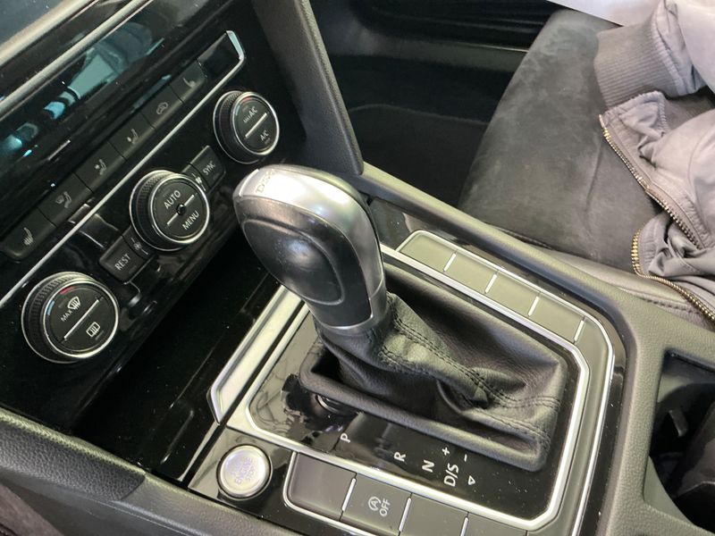 Volkswagen Passat 2.0 TDI Highline BlueMotion Tech 2016 – снимка 36