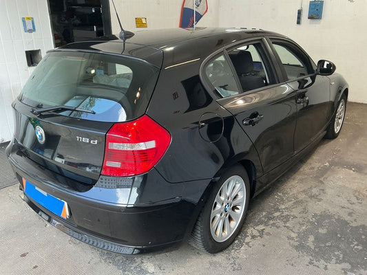 BMW 1er 116d 2010 – снимка 2