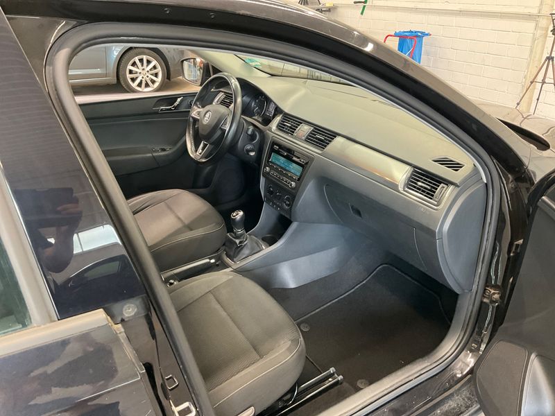 Skoda Rapid Spaceback 1.2 TSI Ambition 2014 – снимка 3