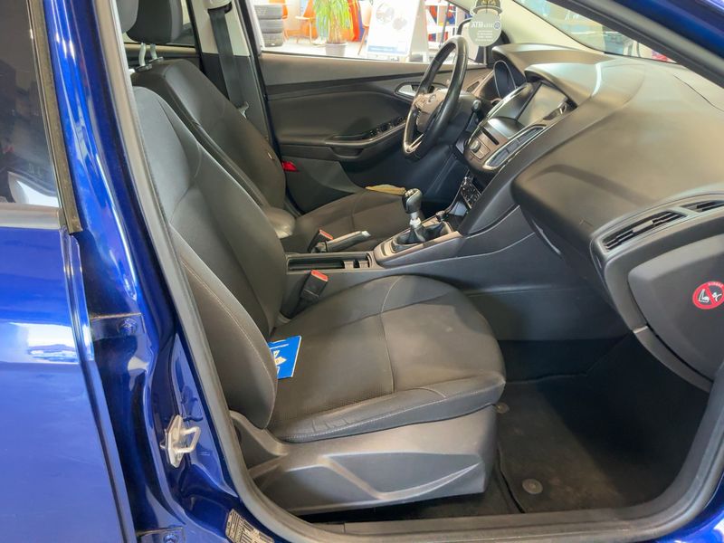 Ford Focus 1.5 TDCi Business 2016 – снимка 17