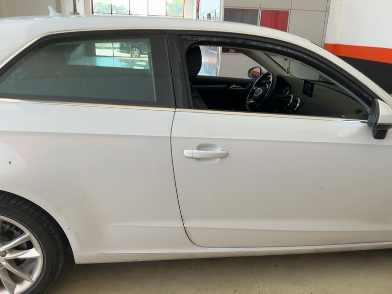 Audi A3 1.6 TDI Ambiente 2015 – снимка 10
