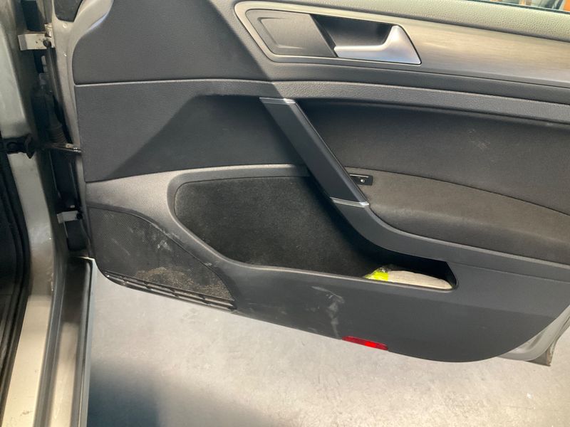 Volkswagen Golf VII 1.6 TDI Comfortline BlueMotion Tech 2013 – снимка 35