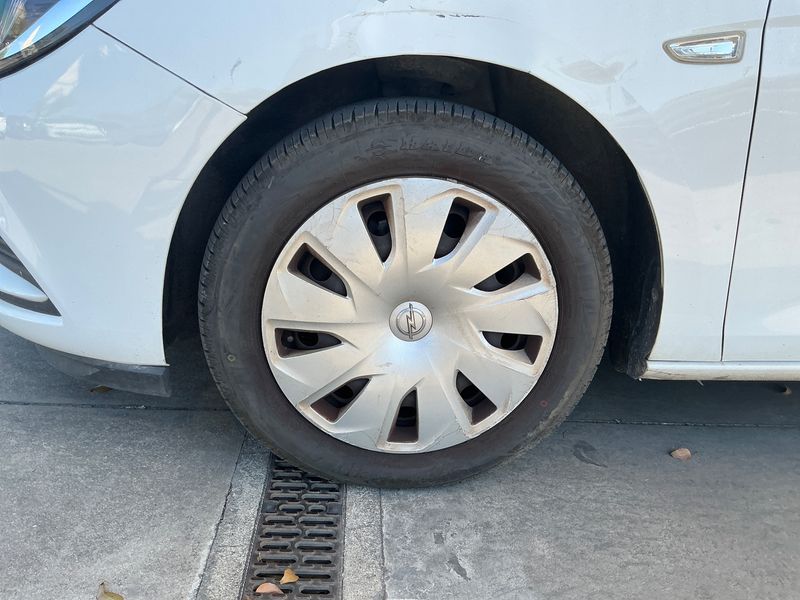Opel Astra 1.6 CDTI Business Start/Stop 2019 – снимка 3