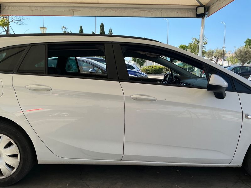 Opel Astra 1.6 CDTI Business Start/Stop 2019 – снимка 10