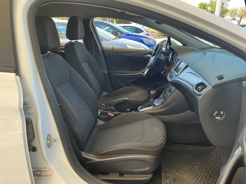 Opel Astra 1.6 CDTI Business Start/Stop 2019 – снимка 16