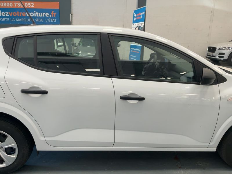 Dacia Sandero 1.0 SCe Essential 2024 – снимка 10
