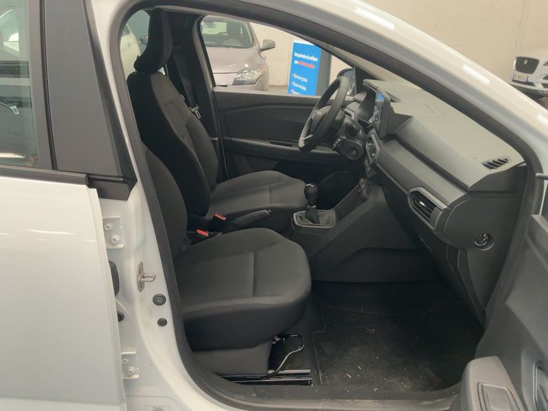 Dacia Sandero 1.0 SCe Essential 2024 – снимка 16
