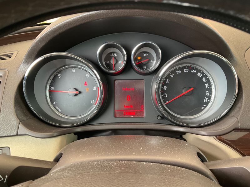 Opel Insignia Sports Tourer 2.0 CDTI Cosmo 2010 – снимка 4