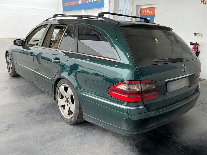 Mercedes-Benz E-Klasse E 220 CDI T Elegance 2003 – снимка 3