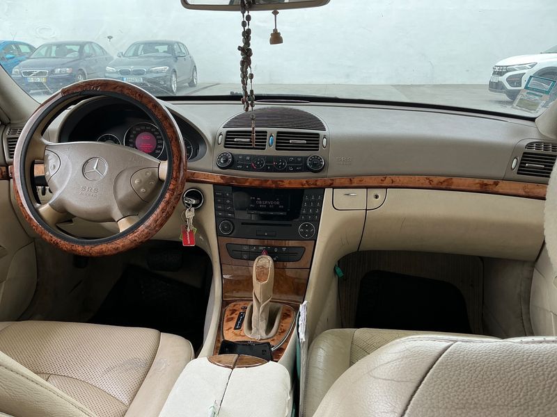 Mercedes-Benz E-Klasse E 220 CDI T Elegance 2003 – снимка 17