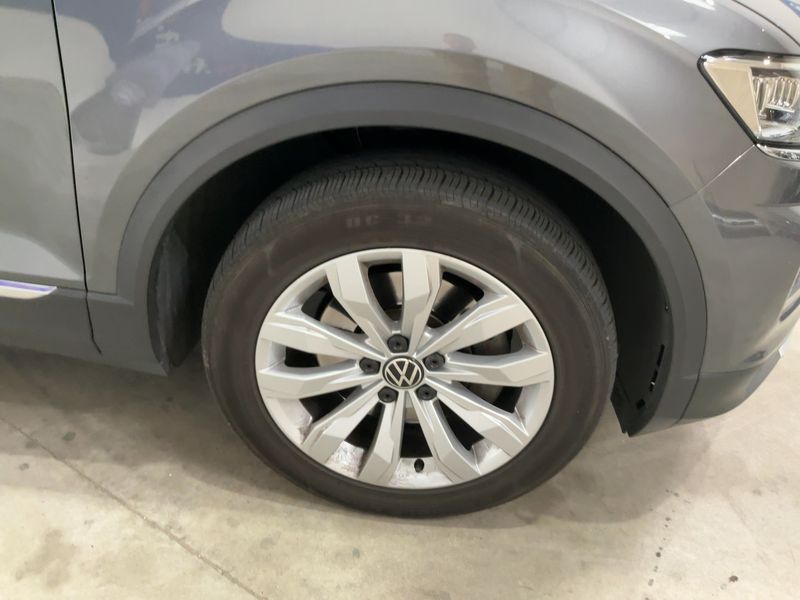 Volkswagen T-Roc 2.0 TDI R-Line 2021 – снимка 11
