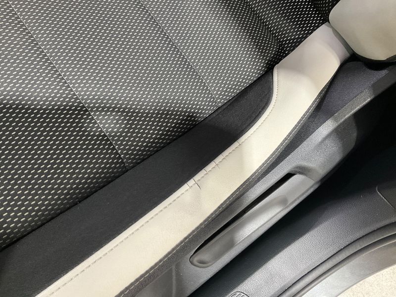 Volkswagen T-Roc 2.0 TDI R-Line 2021 – снимка 26