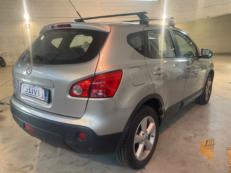 Nissan Qashqai 2.0 Tekna 4x4 2007 – снимка 2