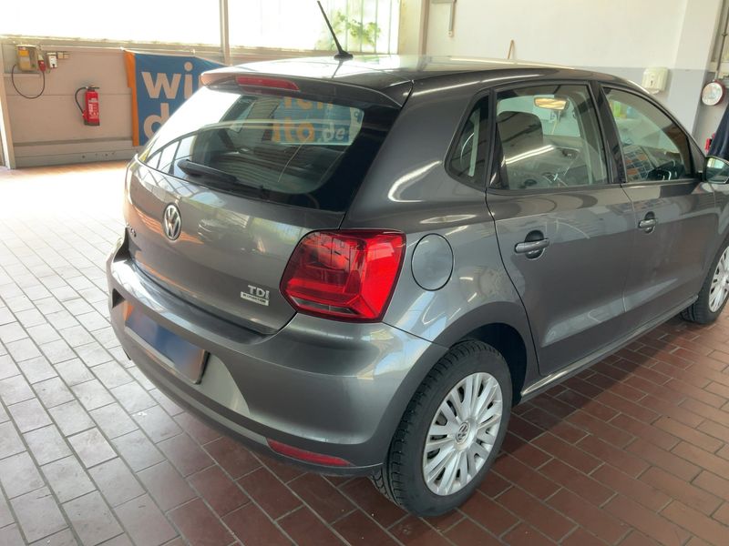 Volkswagen Polo 1.4 TDI Comfortline BlueMotion Tech 2015 – снимка 8
