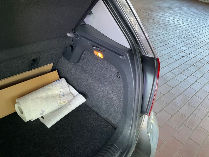 Volkswagen Polo 1.4 TDI Comfortline BlueMotion Tech 2015 – снимка 26