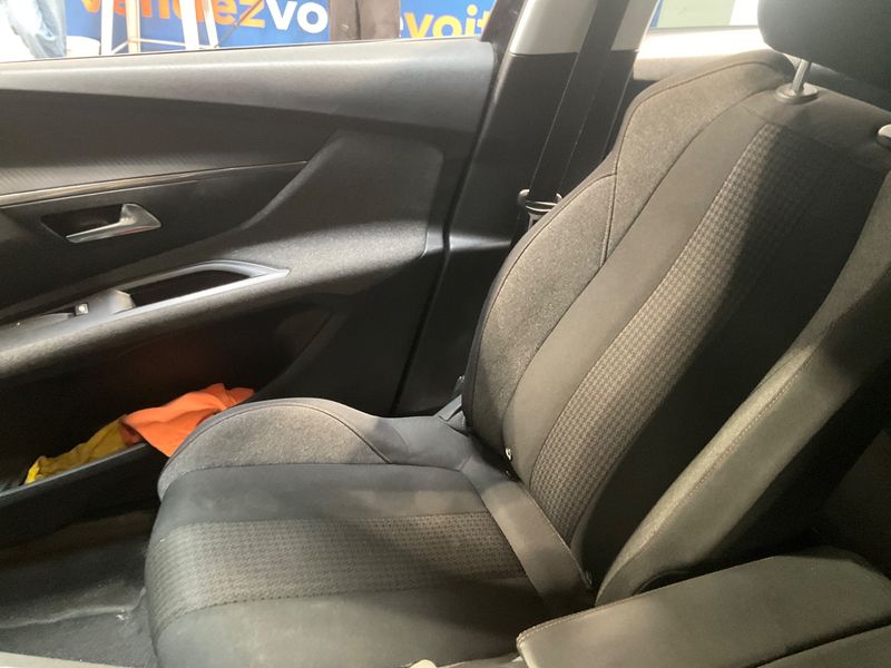 Peugeot 3008 1.2 PureTech Active Business 2020 – снимка 26