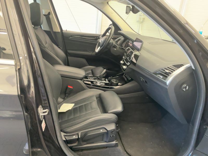BMW X3 xDrive 20i xLine 2021 – снимка 17