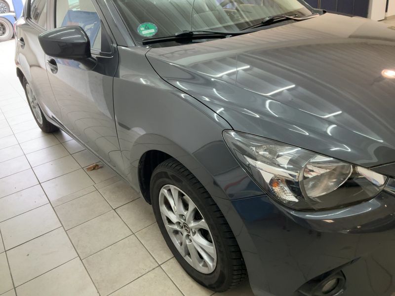 Mazda 2 1.5 Diesel Sports-Line 2016 – снимка 12