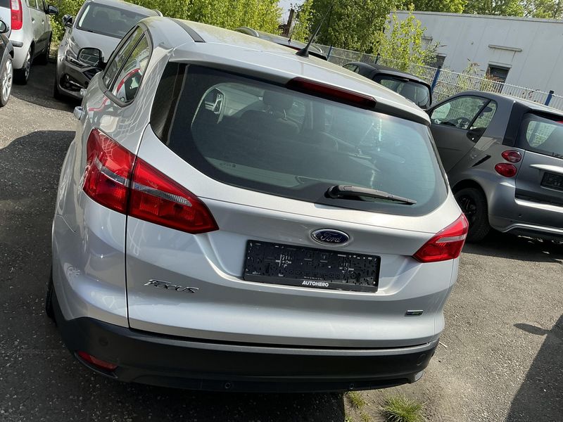 Ford Focus 1.0 EcoBoost Business 2017 – снимка 7