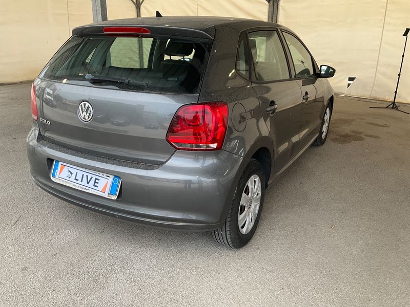 Volkswagen Polo 1.2 Trendline 2011 – снимка 2