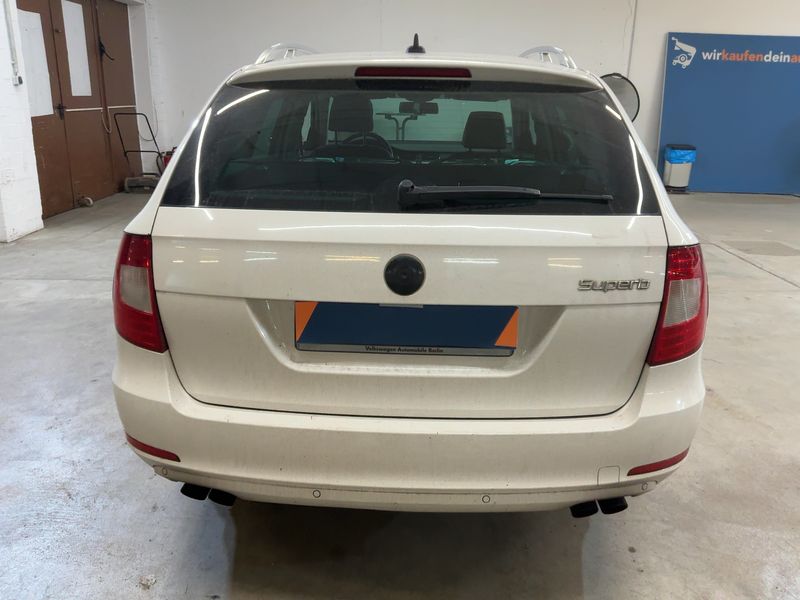Skoda Superb 2.0 TSI Elegance 2012 – снимка 7