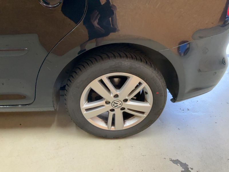 Volkswagen Touran 2.0 TDI Match BlueMotion Tech 2012 – снимка 17