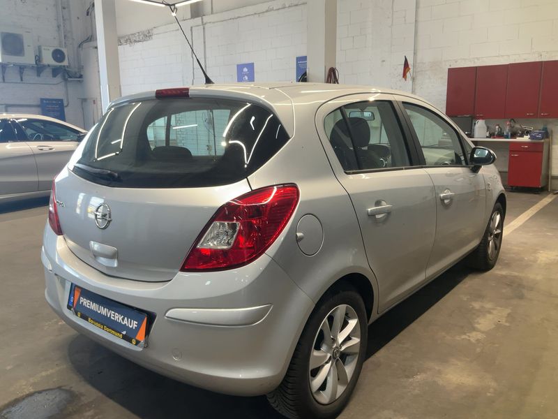 Opel Corsa 1.4 Energy 2014 – снимка 8