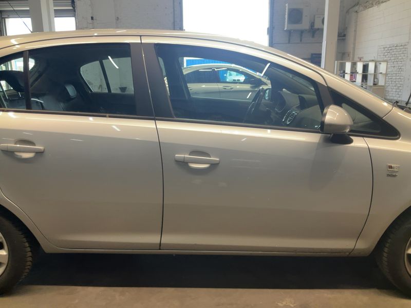 Opel Corsa 1.4 Energy 2014 – снимка 10