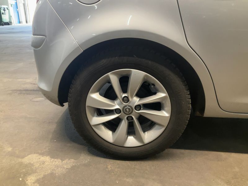 Opel Corsa 1.4 Energy 2014 – снимка 9