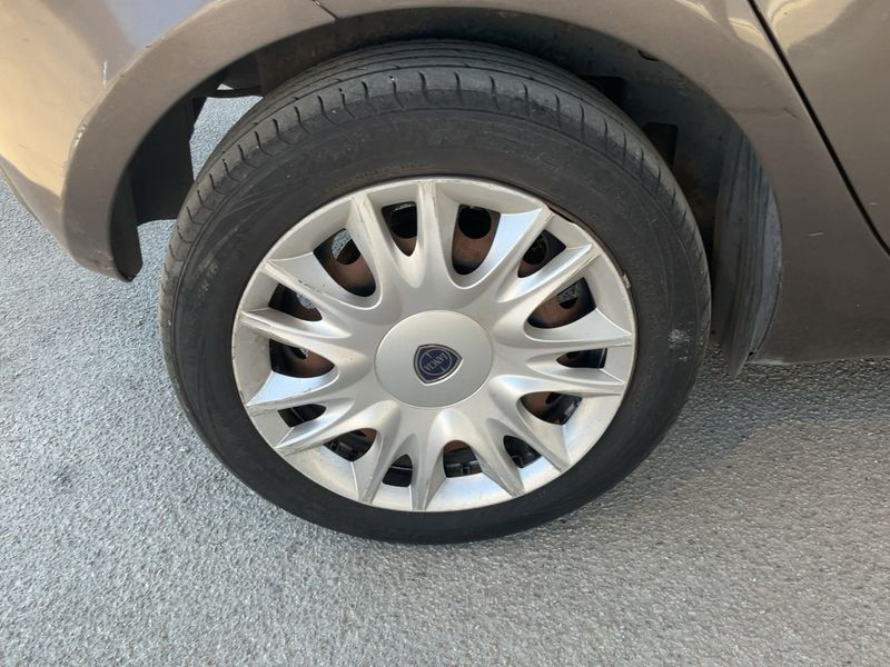 Lancia Ypsilon 1.2 GPL Silver 2013 – снимка 9