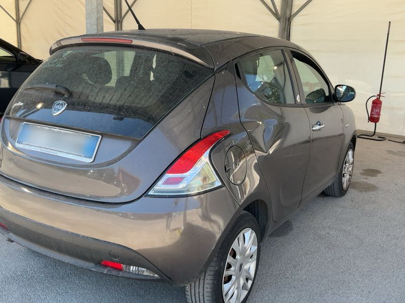 Lancia Ypsilon 1.2 GPL Silver 2013 – снимка 8