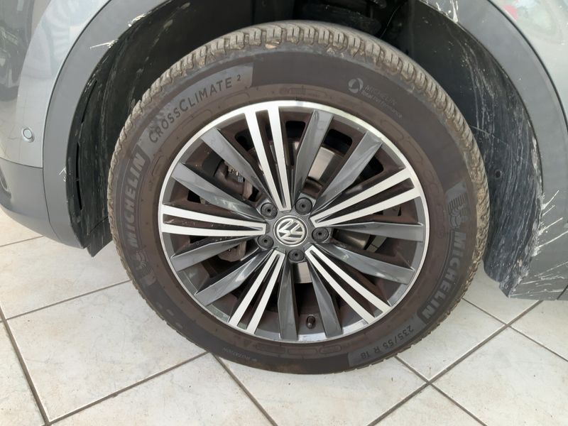 Volkswagen Tiguan Allspace 2.0 TDI Advanced 4Motion BlueMotion Tech 2017 – снимка 3