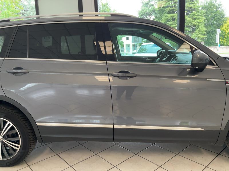 Volkswagen Tiguan Allspace 2.0 TDI Advanced 4Motion BlueMotion Tech 2017 – снимка 10