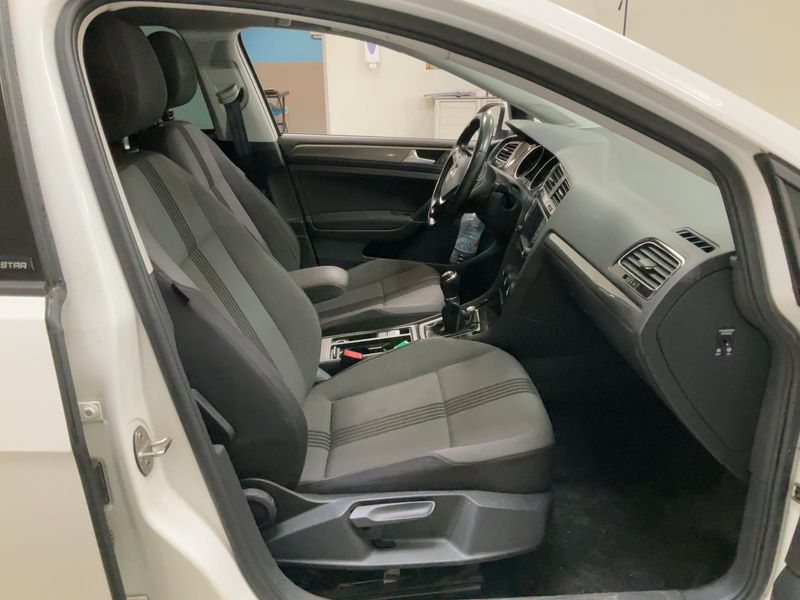 Volkswagen Golf VII 1.6 TDI Allstar BlueMotion Tech 2016 – снимка 16