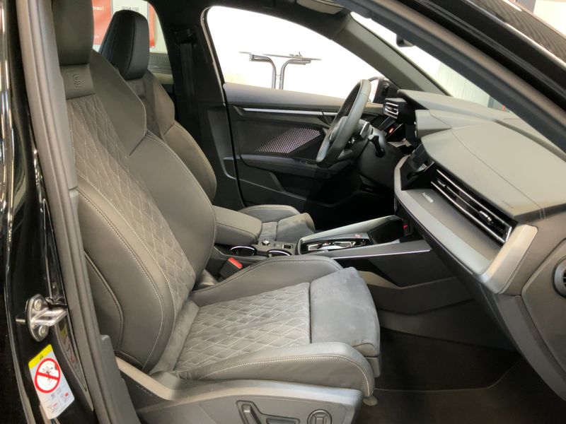 Audi S3 Sportback 2.0 TFSI quattro 2025 – снимка 17