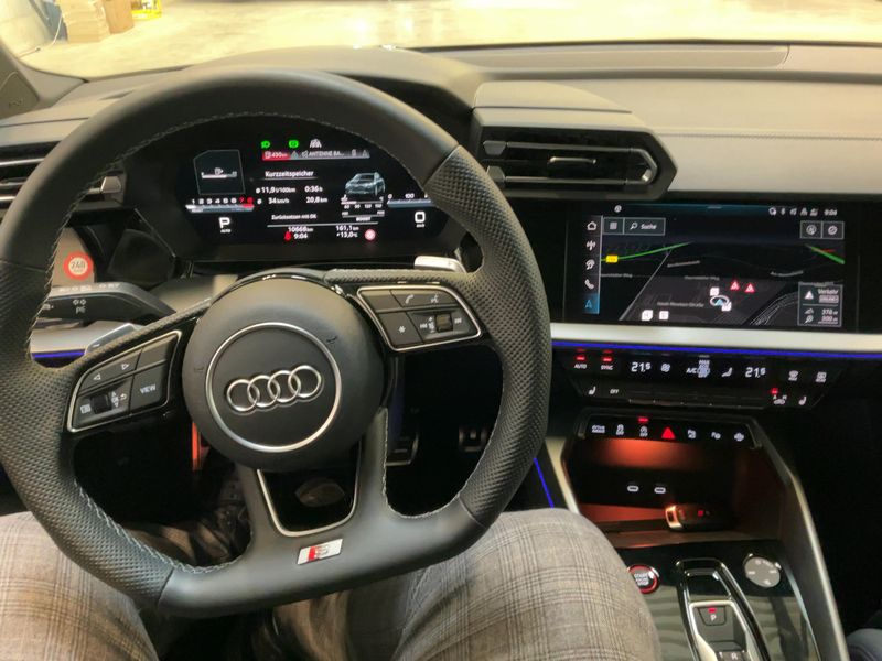 Audi S3 Sportback 2.0 TFSI quattro 2025 – снимка 18