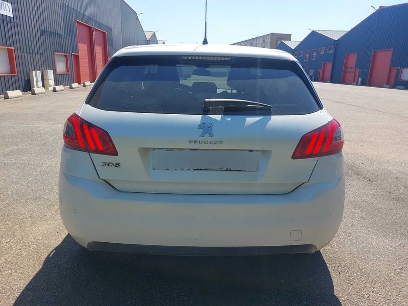 Peugeot 308 1.2 PureTech Tech Edition 2018 – снимка 4