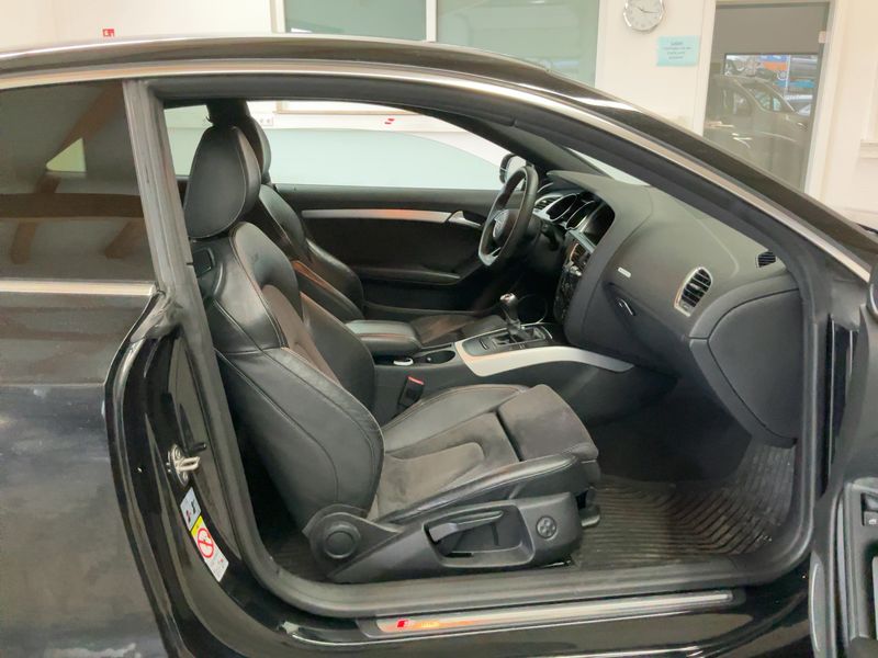 Audi A5 2.0 TFSI quattro 2010 – снимка 16