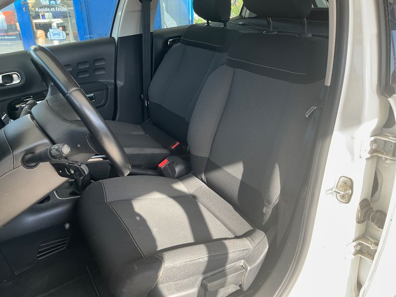 Citroen C3 1.6 Blue-HDi Société Feel Nav 2018 – снимка 24