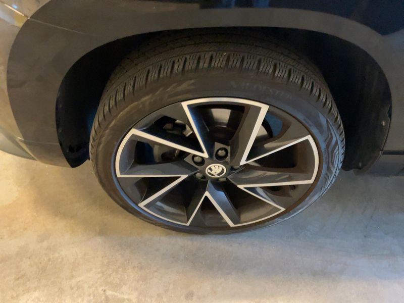 Skoda Karoq 1.5 TSI ACT SportLine 2021 – снимка 3