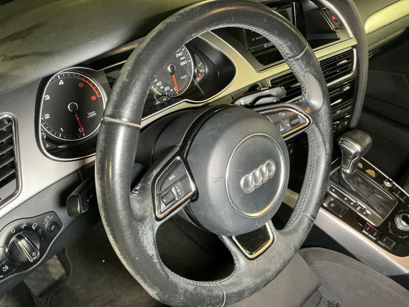 Audi A4 2.0 TDI 2014 – снимка 35