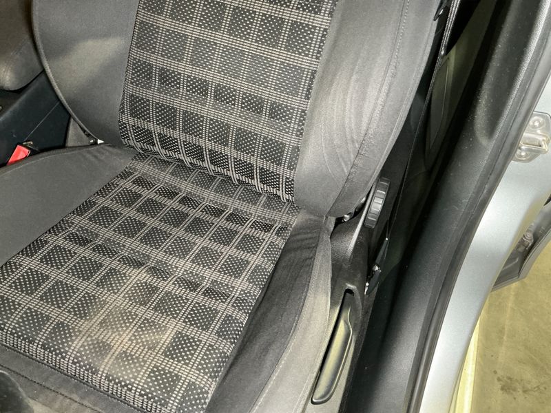 Audi A4 2.0 TDI 2014 – снимка 33