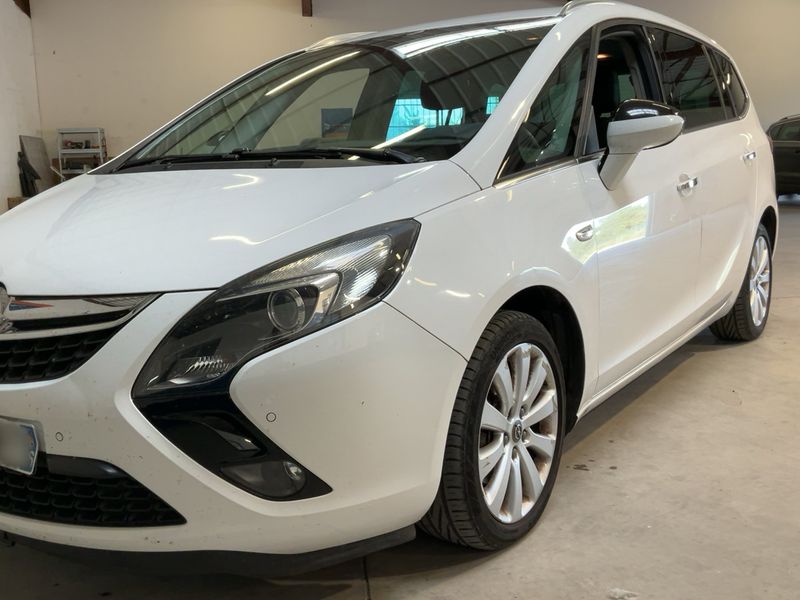 Opel Zafira Tourer 2.0 CDTI Cosmo 2012 – снимка 2