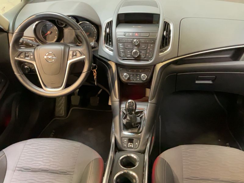 Opel Zafira Tourer 2.0 CDTI Cosmo 2012 – снимка 17