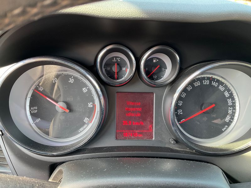 Opel Zafira Tourer 2.0 CDTI Cosmo 2012 – снимка 18