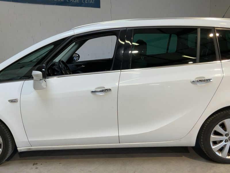 Opel Zafira Tourer 2.0 CDTI Cosmo 2012 – снимка 4