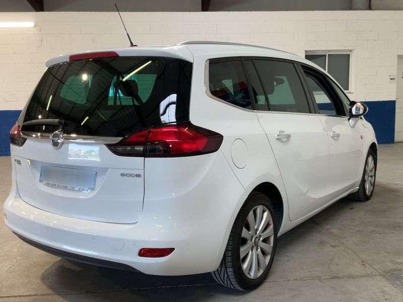 Opel Zafira Tourer 2.0 CDTI Cosmo 2012 – снимка 8