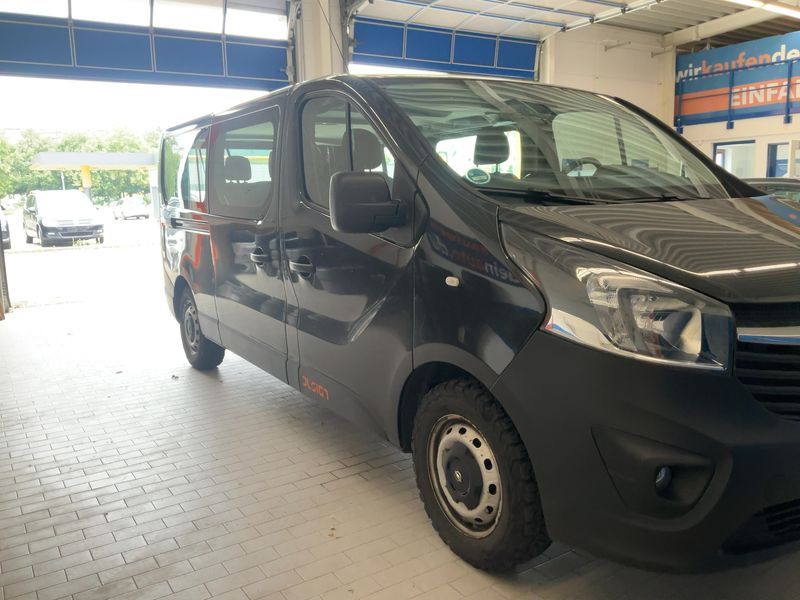 Opel Vivaro 1.6 CDTI Biturbo Combi L2H1 2,9t 2015 – снимка 12